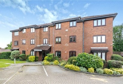 for sale goodwood close london 55855 - Gibbs Gillespie