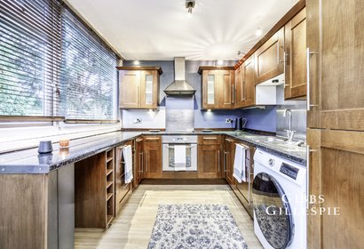 to let leaf close london 57469 - Gibbs Gillespie