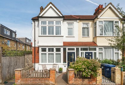 under offer derwent road london 57478 - Gibbs Gillespie