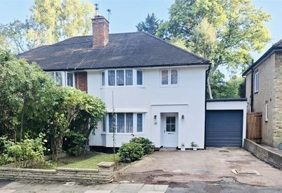 for sale chestnut avenue london 57561 - Gibbs Gillespie