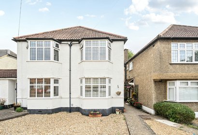 under offer lime grove london 57562 - Gibbs Gillespie