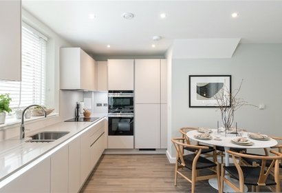 for sale acton gardens london 58039 - Gibbs Gillespie