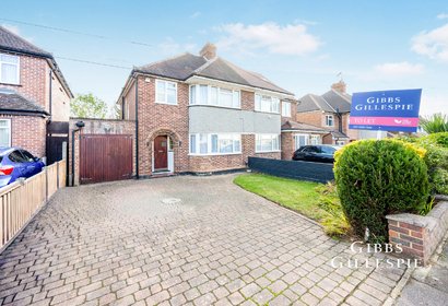 let east towers london 58047 - Gibbs Gillespie