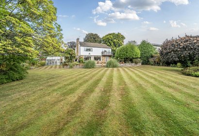 under offer bulstrode way london 58137 - Gibbs Gillespie