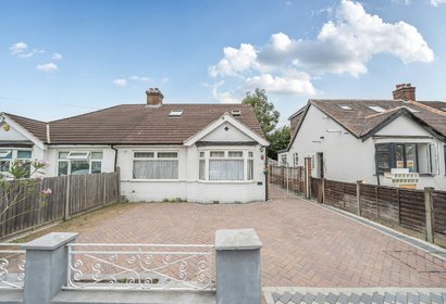 under offer manor avenue london 58162 - Gibbs Gillespie