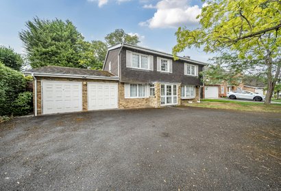 sold st. huberts close london 58552 - Gibbs Gillespie