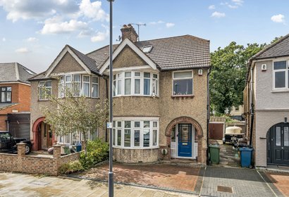 under offer lowick road london 58808 - Gibbs Gillespie