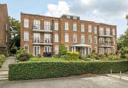 under offer ashurst close london 59064 - Gibbs Gillespie