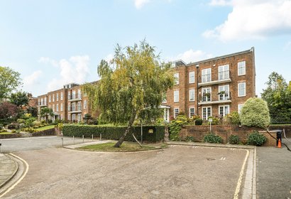 for sale ashurst close london 59064 - Gibbs Gillespie