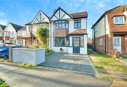 let hall road london 59326 - Gibbs Gillespie