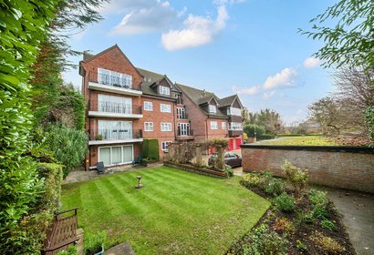 for sale chorleywood close london 59450 - Gibbs Gillespie