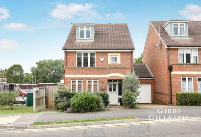 let cyrus terrace london 59565 - Gibbs Gillespie