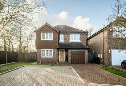 for sale great park close london 59894 - Gibbs Gillespie