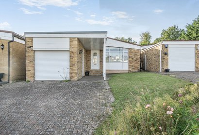 under offer winston close london 59907 - Gibbs Gillespie