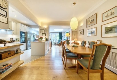 under offer meadvale road london 60024 - Gibbs Gillespie