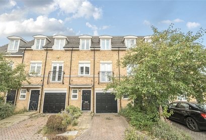 to let hardy mews london 60324 - Gibbs Gillespie