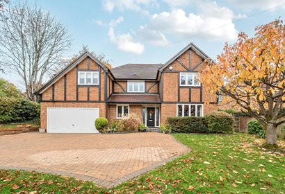 for sale lincoln road london 60495 - Gibbs Gillespie