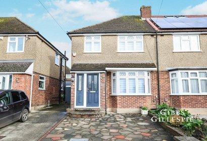 let the furrows london 61950 - Gibbs Gillespie