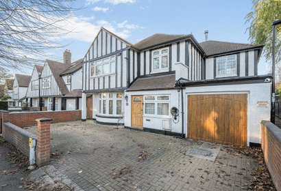 for sale queen anne's gardens london 62435 - Gibbs Gillespie