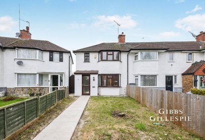 let trevor gardens london 62724 - Gibbs Gillespie