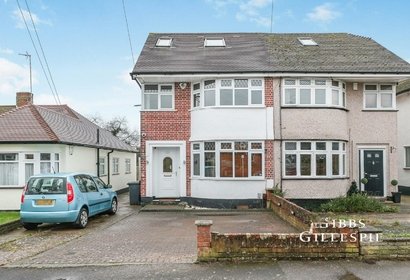 to let pavilion way london 62738 - Gibbs Gillespie