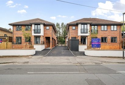 for sale wentworth court london 63070 - Gibbs Gillespie