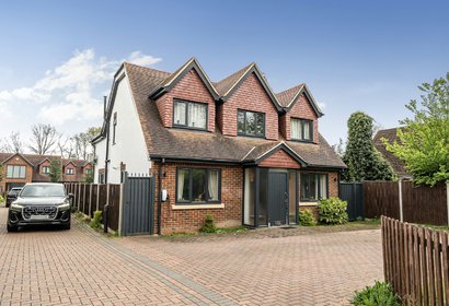for sale wexham park lane london 63421 - Gibbs Gillespie