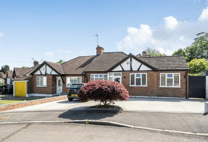 for sale richmond gardens london 63501 - Gibbs Gillespie