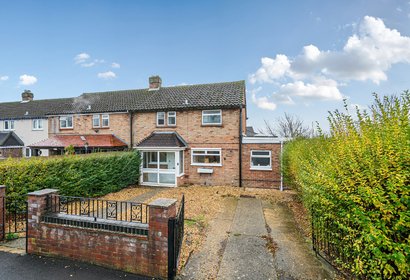 for sale oakfield london 63631 - Gibbs Gillespie