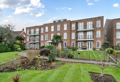 for sale ashurst close london 63634 - Gibbs Gillespie