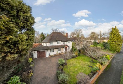 for sale the broadwalk london 64221 - Gibbs Gillespie