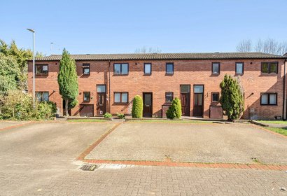 under offer langton grove london 64438 - Gibbs Gillespie