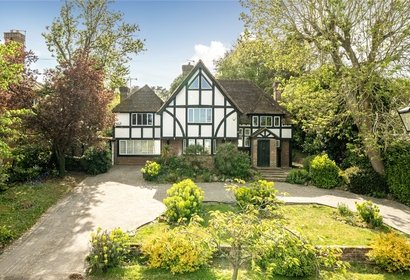 for sale astons road london 64518 - Gibbs Gillespie