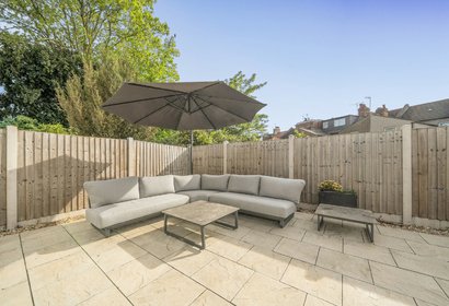 for sale welldon crescent london 66134 - Gibbs Gillespie