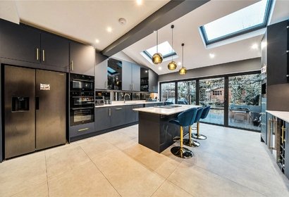 for sale curzon road london 66140 - Gibbs Gillespie
