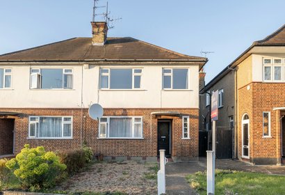 for sale holwell place london 66205 - Gibbs Gillespie