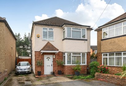 for sale brooklyn way london 67000 - Gibbs Gillespie