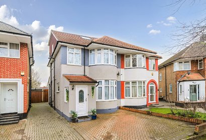 for sale pavilion way london 67315 - Gibbs Gillespie