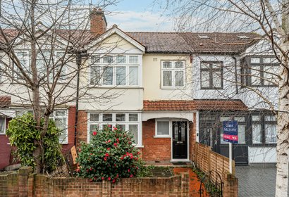 for sale radbourne avenue london 67338 - Gibbs Gillespie