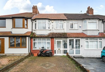 for sale conway crescent london 67349 - Gibbs Gillespie