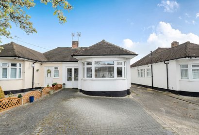 for sale pavilion way london 67422 - Gibbs Gillespie