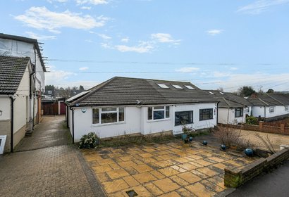 for sale greenfield avenue london 67488 - Gibbs Gillespie