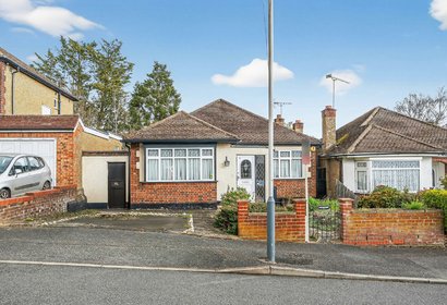 for sale cranbourne road london 67708 - Gibbs Gillespie