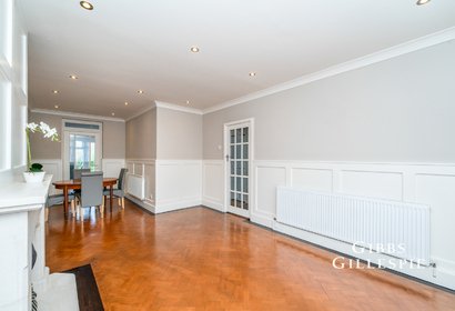 let agreed lawn close london 67885 - Gibbs Gillespie