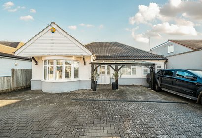 under offer queens avenue london 68036 - Gibbs Gillespie