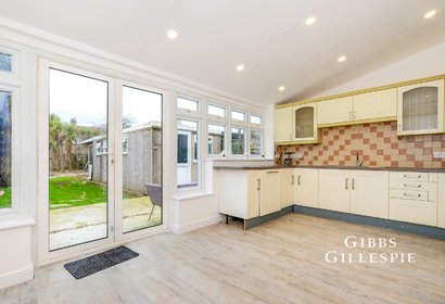 to let bishop ken road london 68087 - Gibbs Gillespie