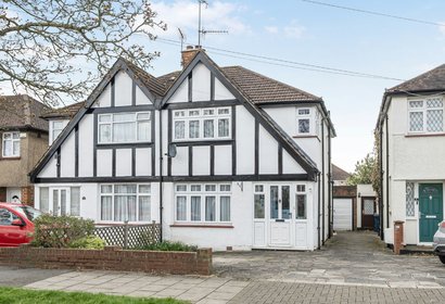 for sale tintern way london 69075 - Gibbs Gillespie