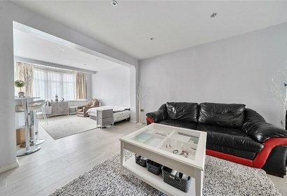 for sale woodhouse close london 69498 - Gibbs Gillespie