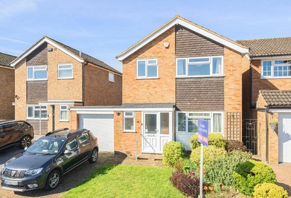 sold the hawthorns london 69603 - Gibbs Gillespie