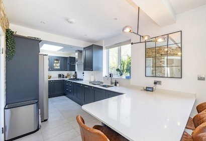 let agreed highland road london 69789 - Gibbs Gillespie